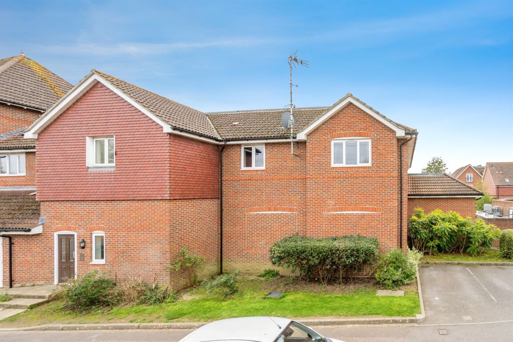 Property photo 2 of 11