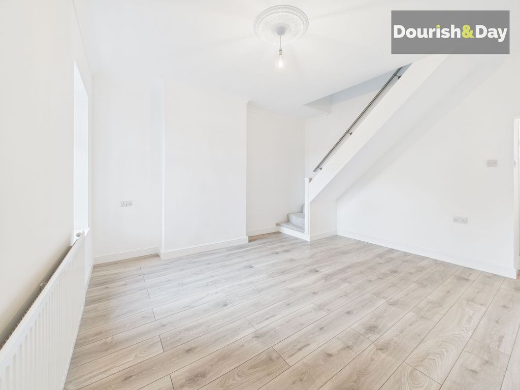 Property photo 2 of 19 Dining Room