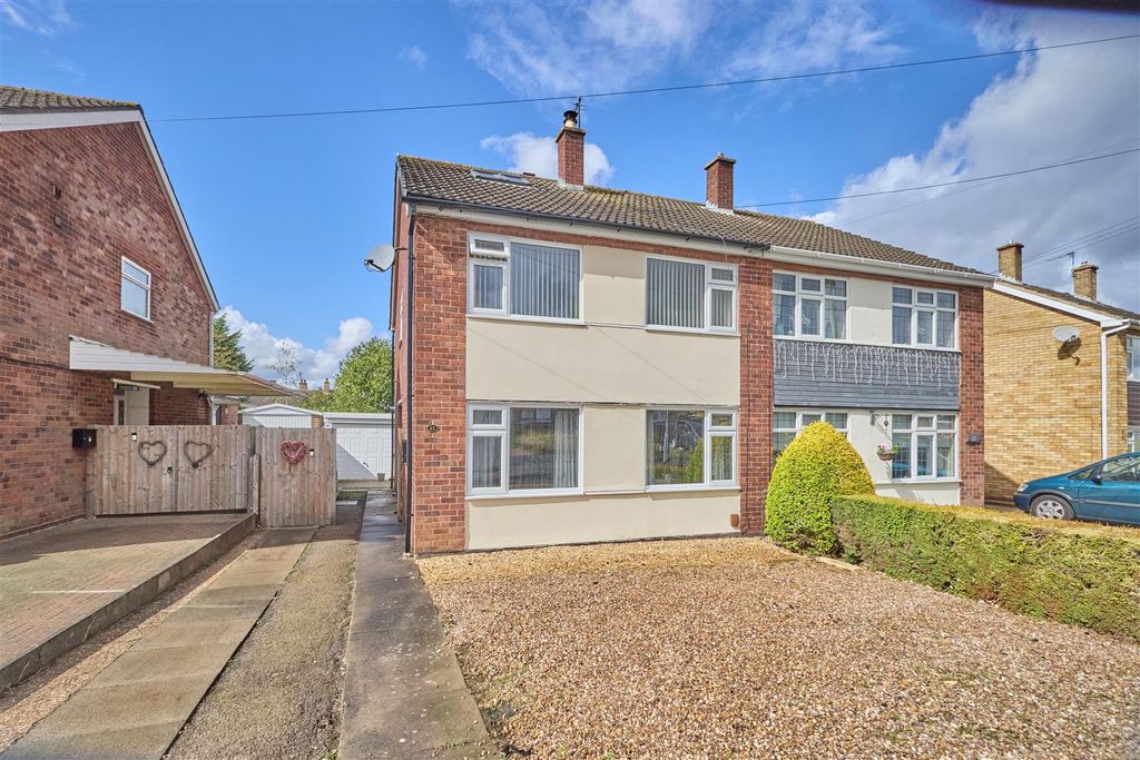 Property photo 1 of 15 Boyslade Road New.Jpg
