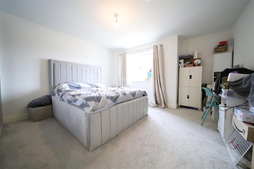 Additional image 12 of 1 bed flat for sale72, The Ridgeway, Enfield EN2