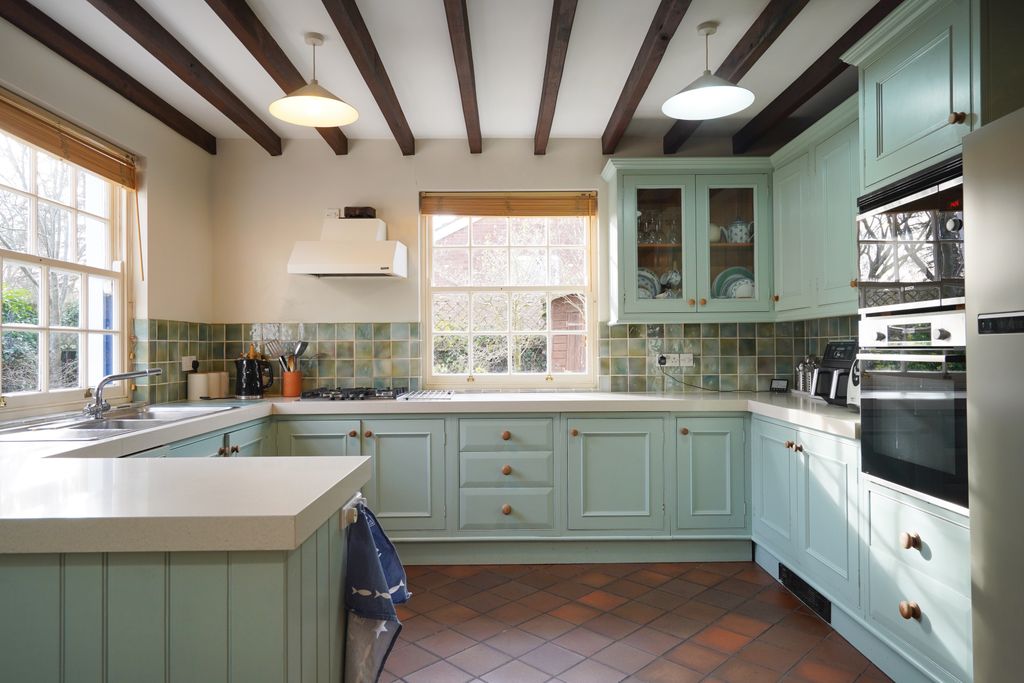 Property photo 3 of 59 Kitchen