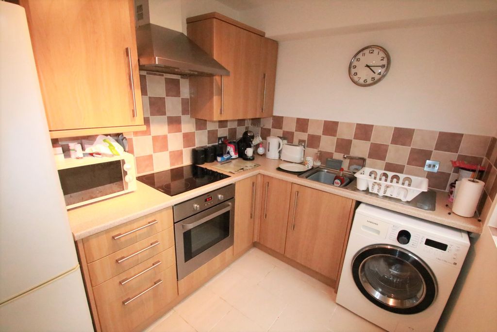 Property photo 2 of 7