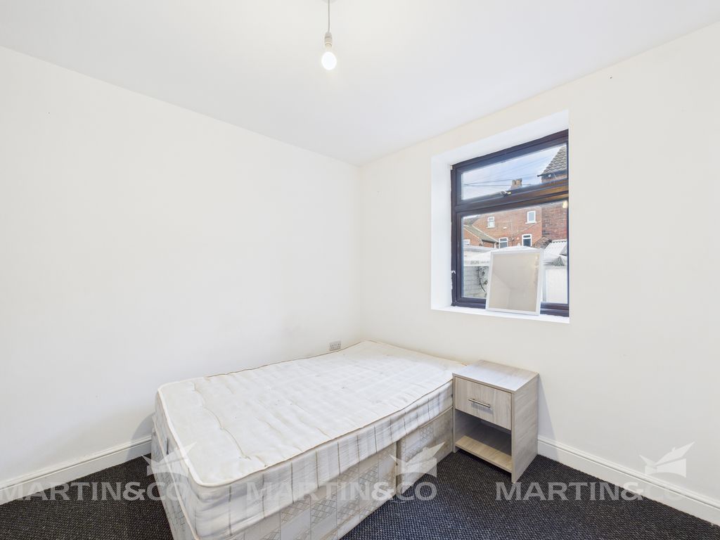 Property photo 3 of 6 Cam02406G0-Pr0544-Still003