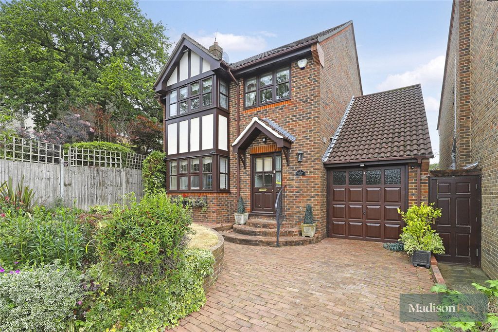 Property photo 1 of 27 Picture No. 29