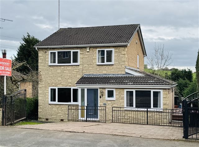 Property photo 1 of 21 Front