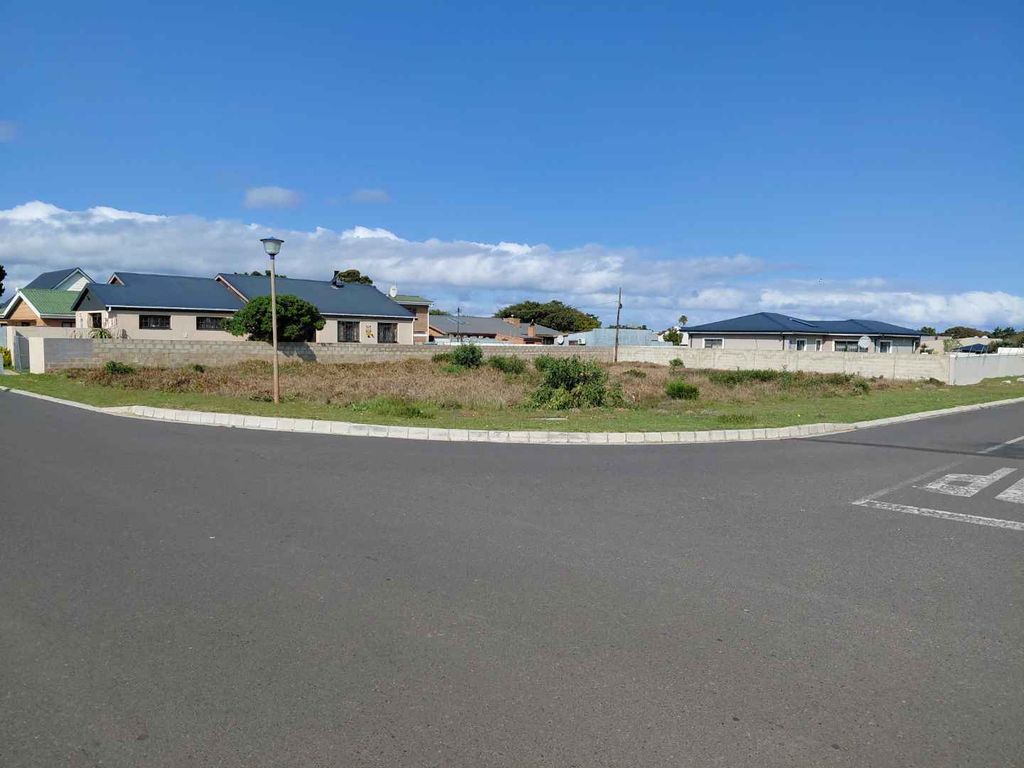 Property photo 1 of 3