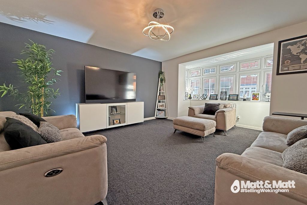 Property photo 2 of 15 4641574