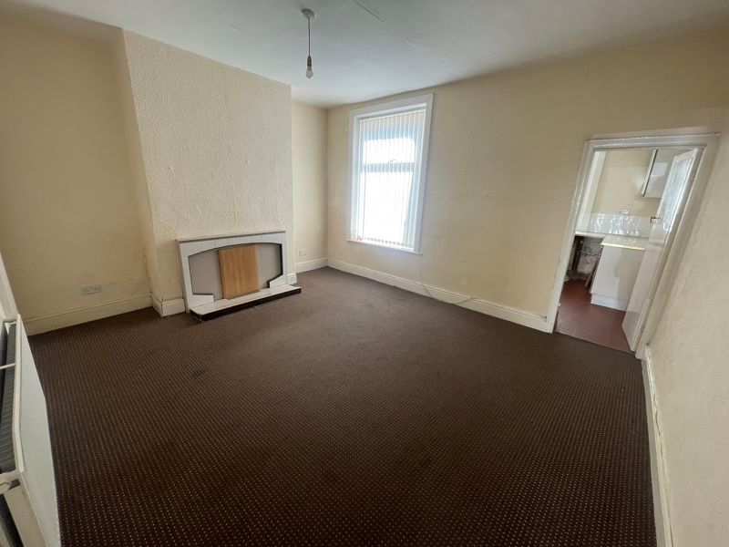 Property photo 3 of 7 Photo 3