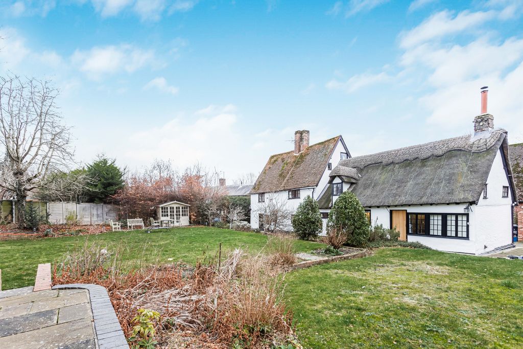 Property photo 2 of 39 Rear