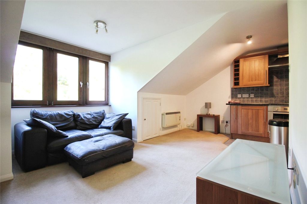 Property photo 3 of 6 Picture No. 05