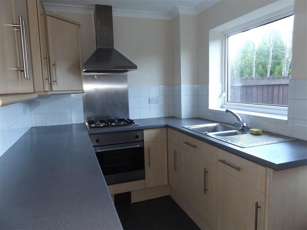 Property photo 2 of 7 Kitchen