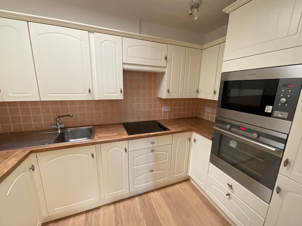 Property photo 3 of 16 20250407_152506528_Ios