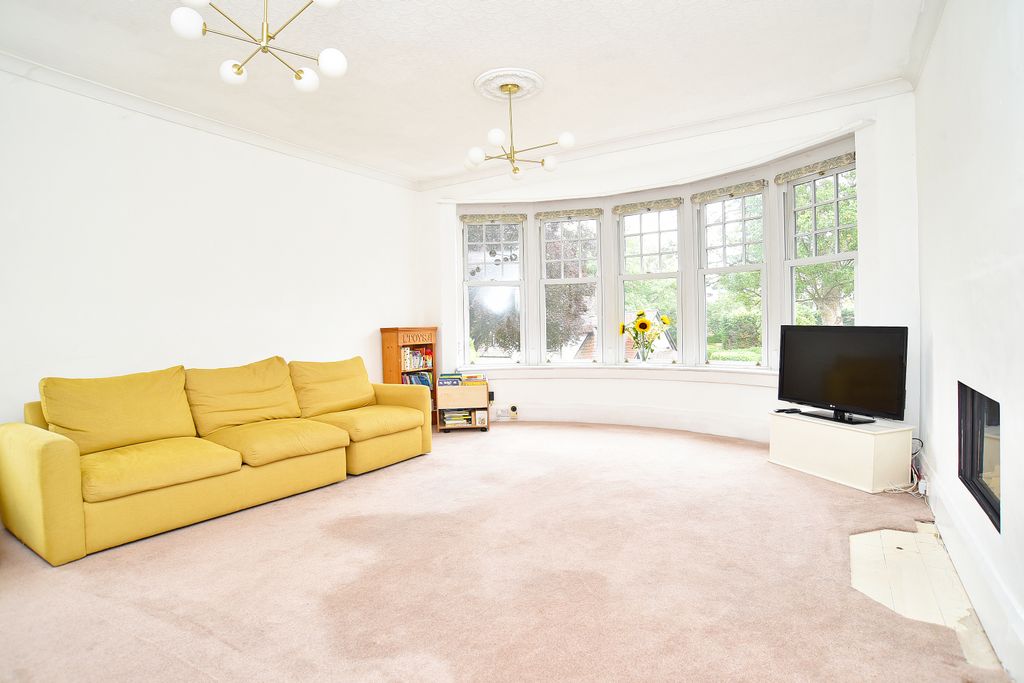 Property photo 3 of 15