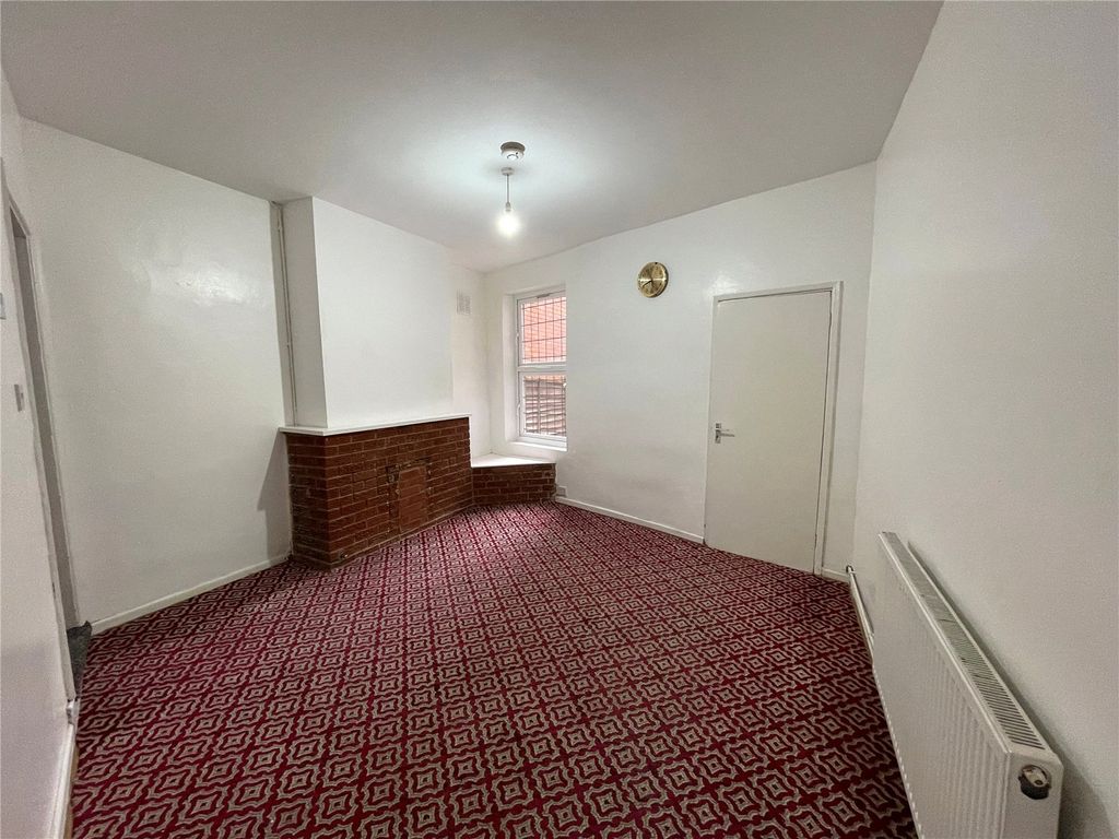 Property photo 3 of 17 Picture No. 04