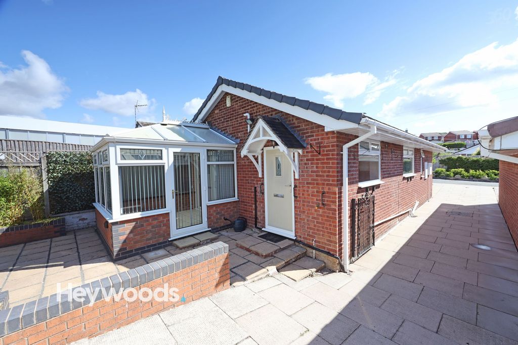 Property photo 1 of 34