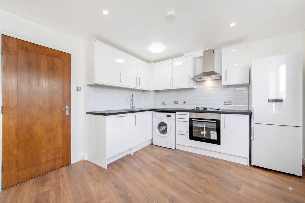 Property photo 3 of 9 -Jtxytrpjeiv1C5Fegmtag.Png