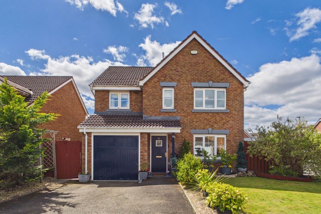 Property photo 1 of 34
