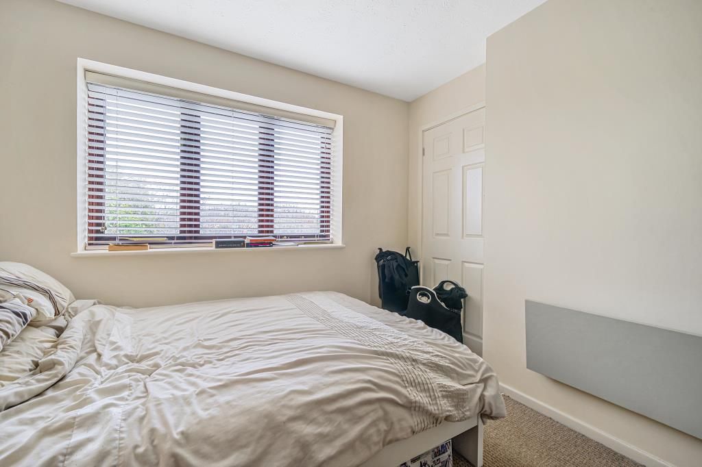 Property photo 2 of 10 Bedroom