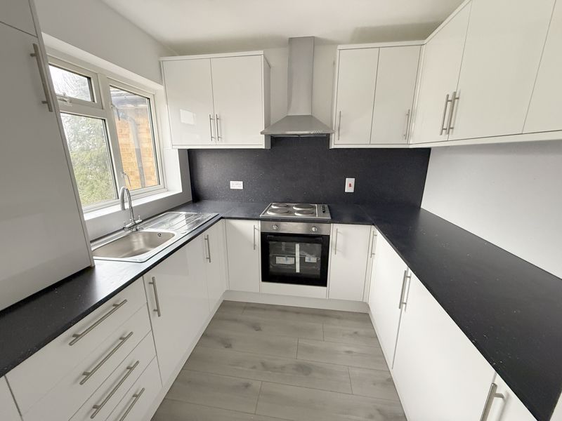 Property photo 2 of 12 Photo 1