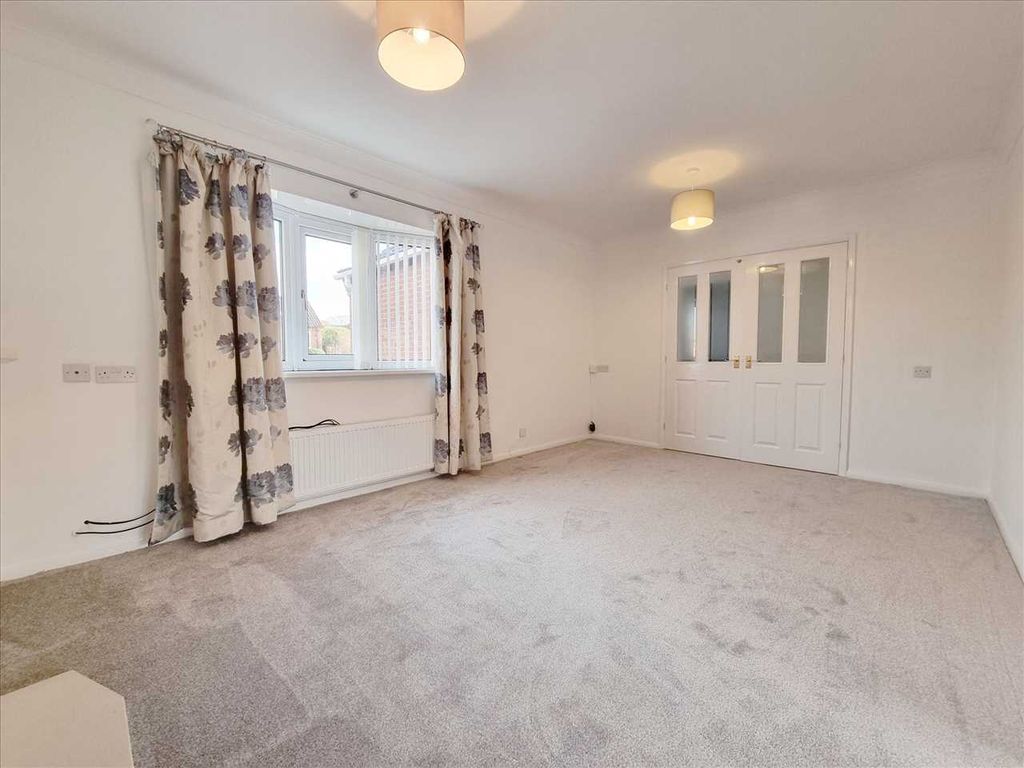 Property photo 3 of 12 Further Aspect: