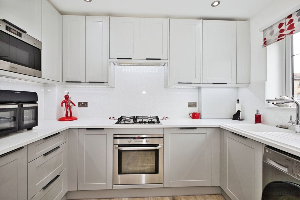 Property photo 2 of 18 Pbox-Img.Jpg