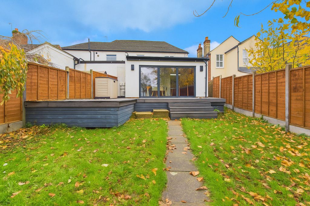 Property photo 1 of 19
