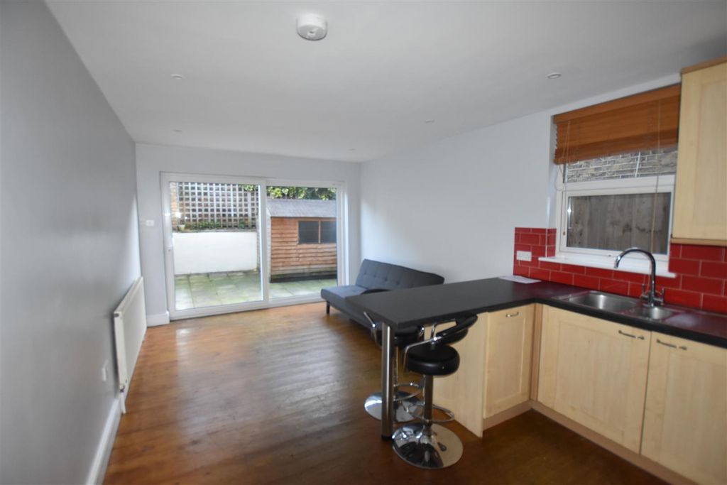 Property photo 2 of 8 2019-12-09 16.21.51.Jpg