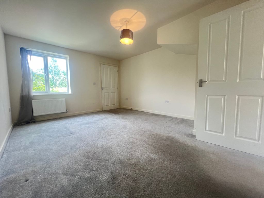 Property photo 2 of 13 Annex