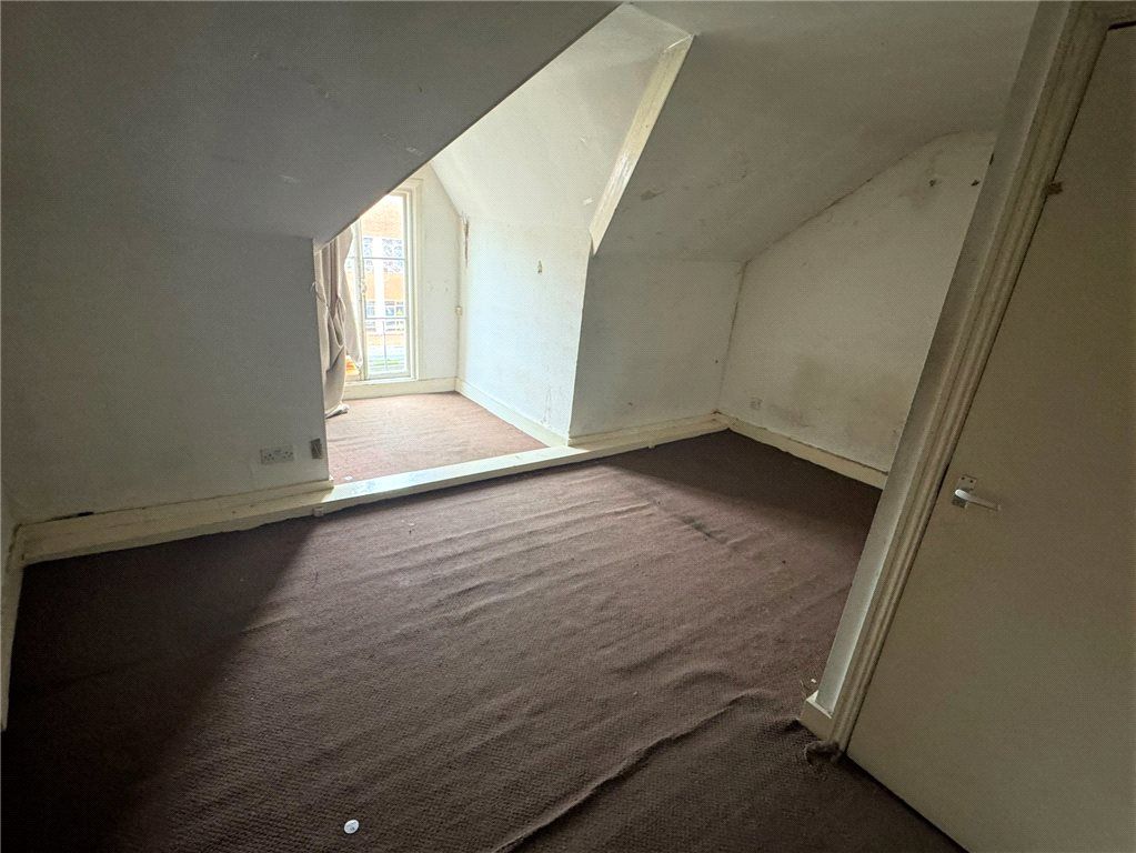 Property photo 3 of 6 Bedroom