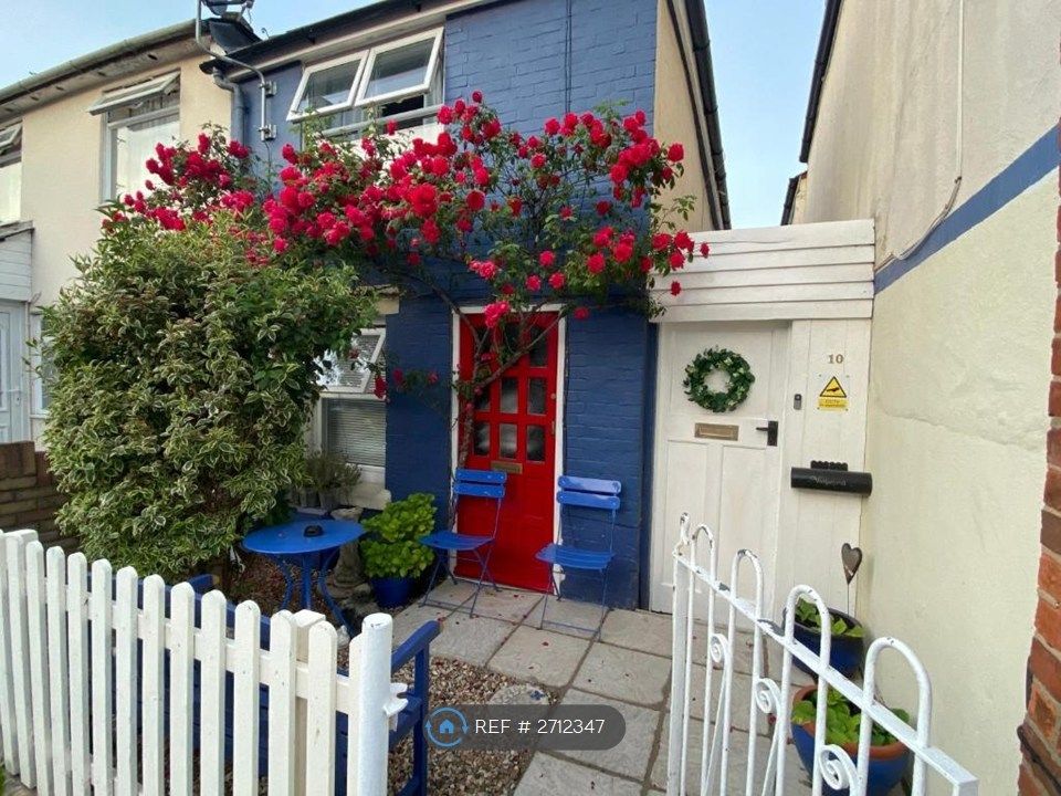 Property photo 1 of 15 Entrance