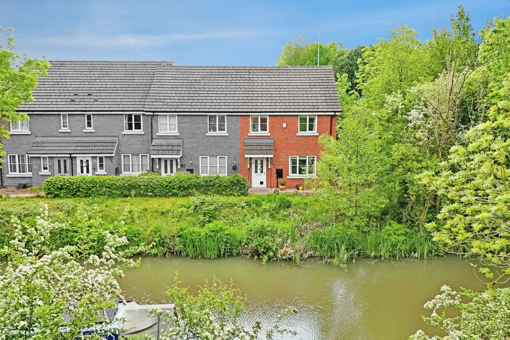 Property photo 1 of 26 A2