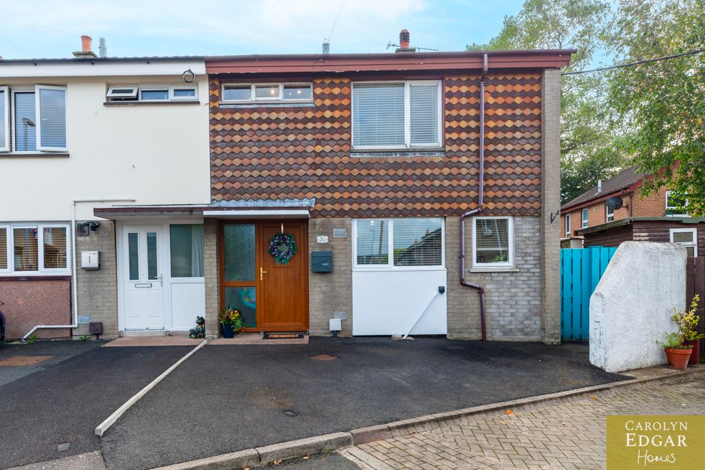 Property photo 1 of 29 002