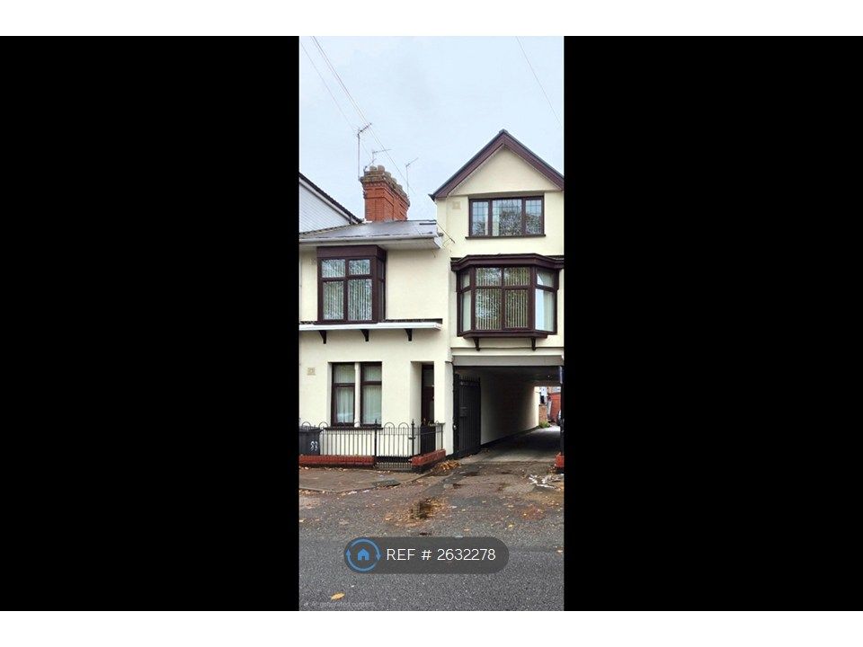 Property photo 1 of 2