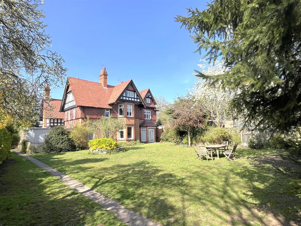 Property photo 2 of 14 Img_7995.Jpg
