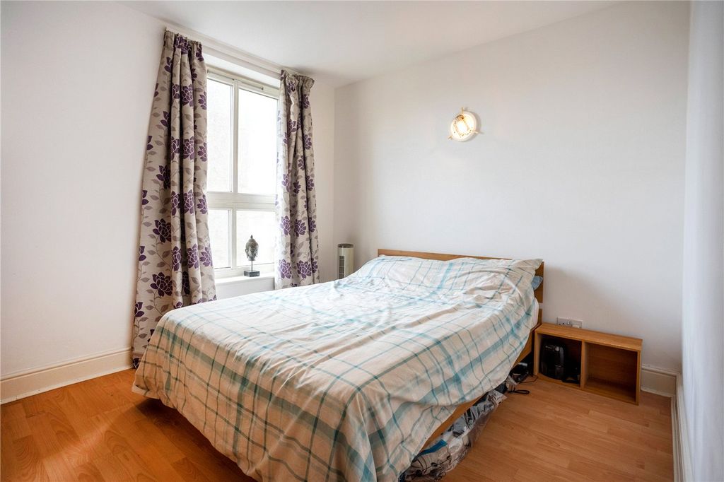 Property photo 3 of 13 Picture No. 08