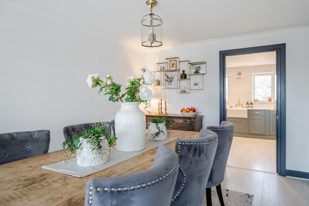 Property photo 1 of 21 Dining