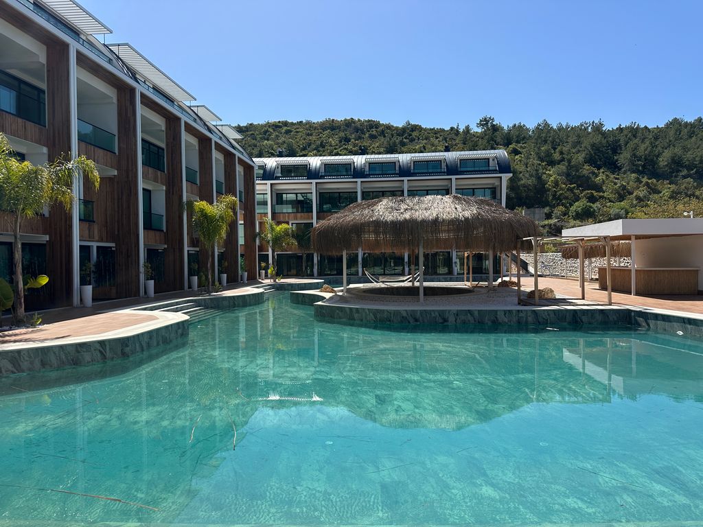 Property photo 3 of 25 Tranquil Duplex Property For Sale In Alanya – Large Communal Outdoor Pool