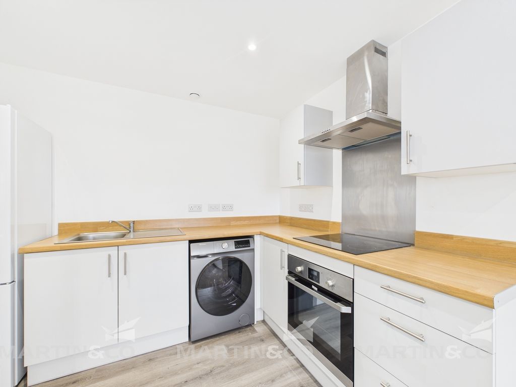 Property photo 1 of 6 Cam02406G0-Pr0423-Still002