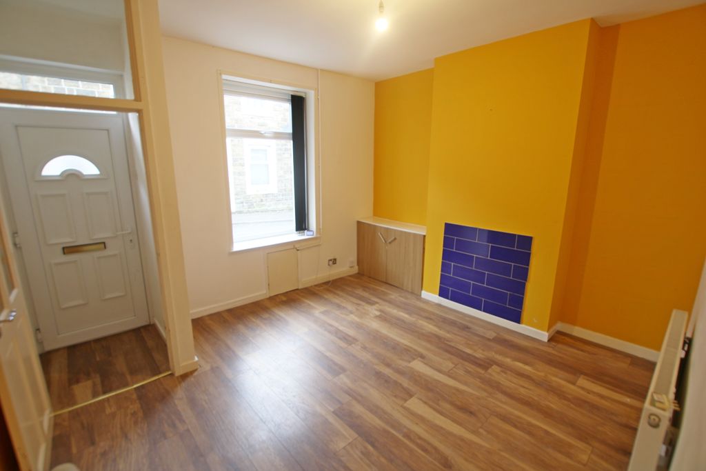 Property photo 2 of 9 1A