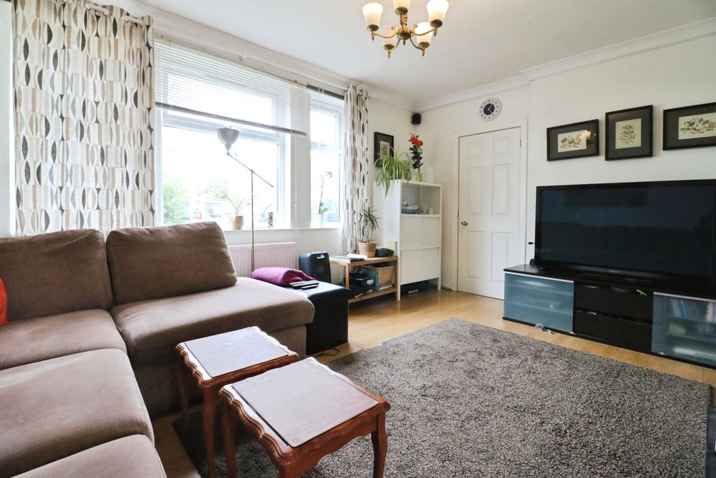 Property photo 2 of 15 Photo 10