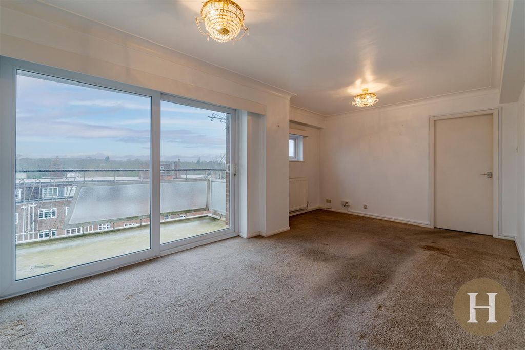 Property photo 2 of 17 Hadleigh Estate Agents-1.Jpg