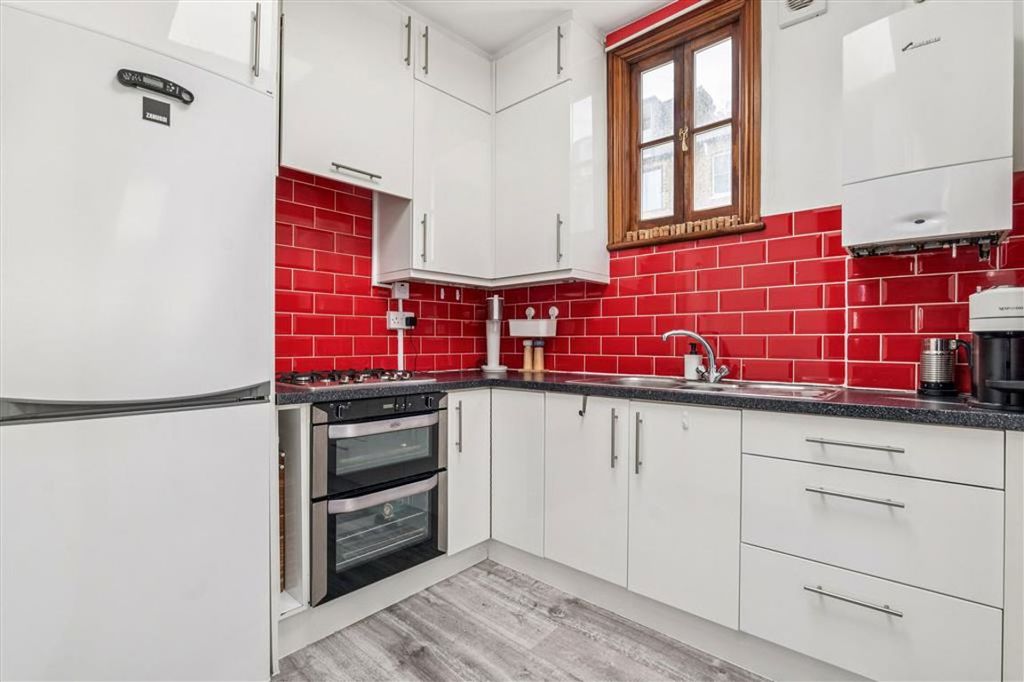 Property photo 2 of 6
