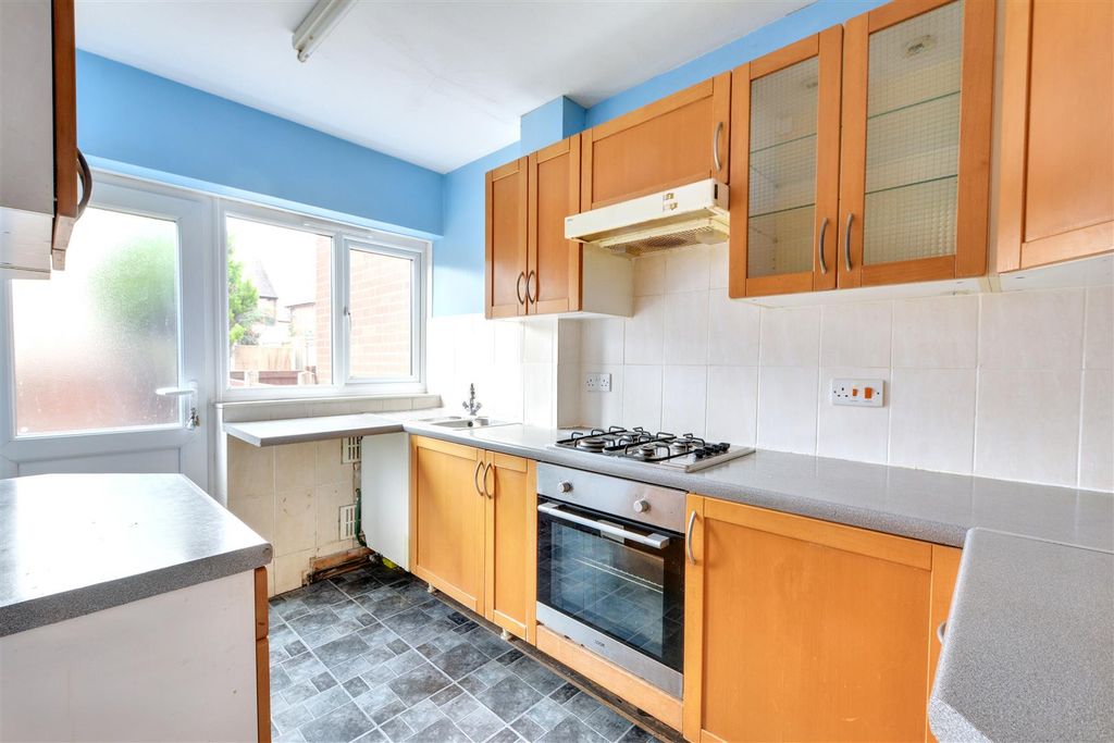 Property photo 3 of 19 Kitchen_1.Jpeg