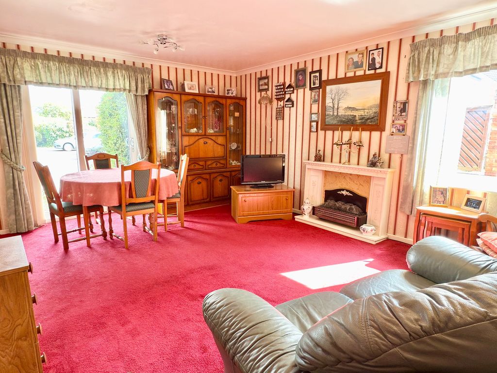 Property photo 2 of 6