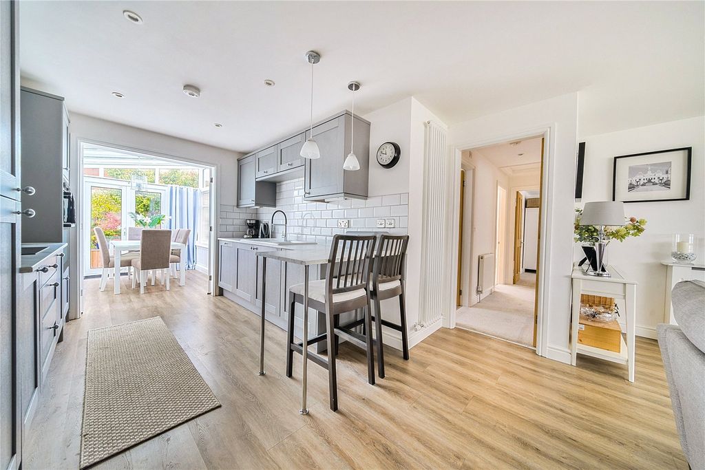 Property photo 1 of 20 Picture No. 12