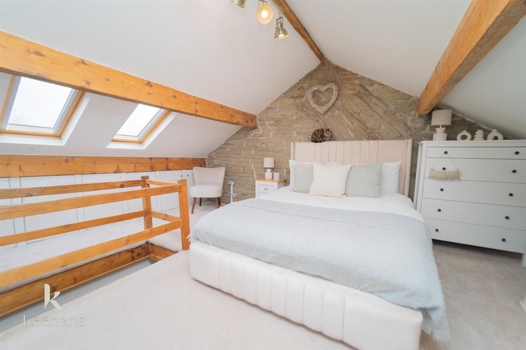 Property photo 3 of 34 4.Jpg