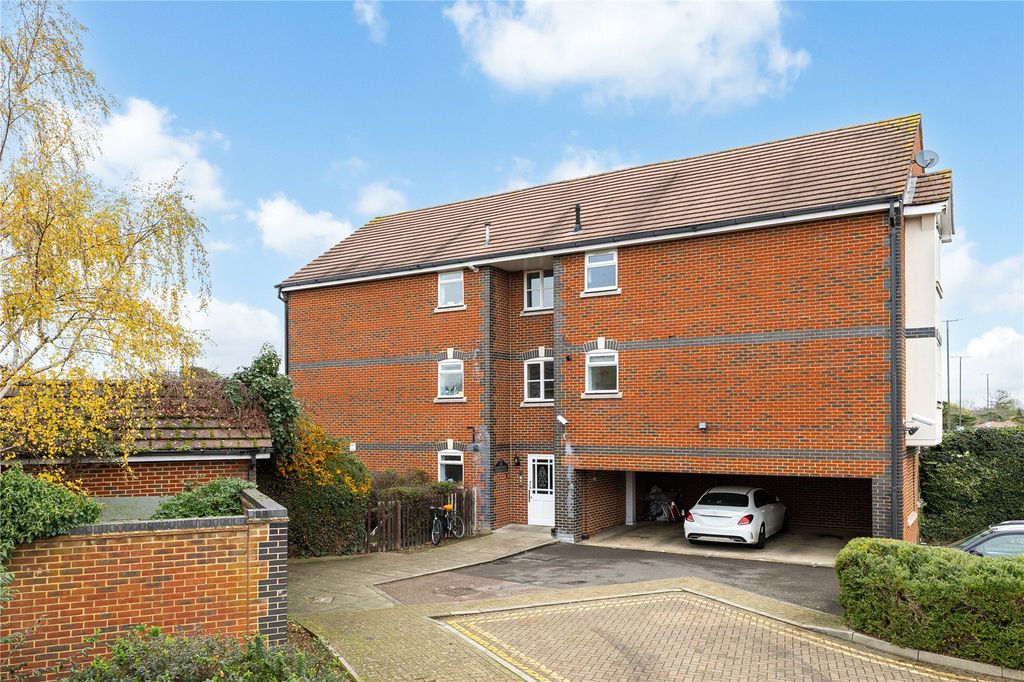 Property photo 3 of 23 Picture No. 07