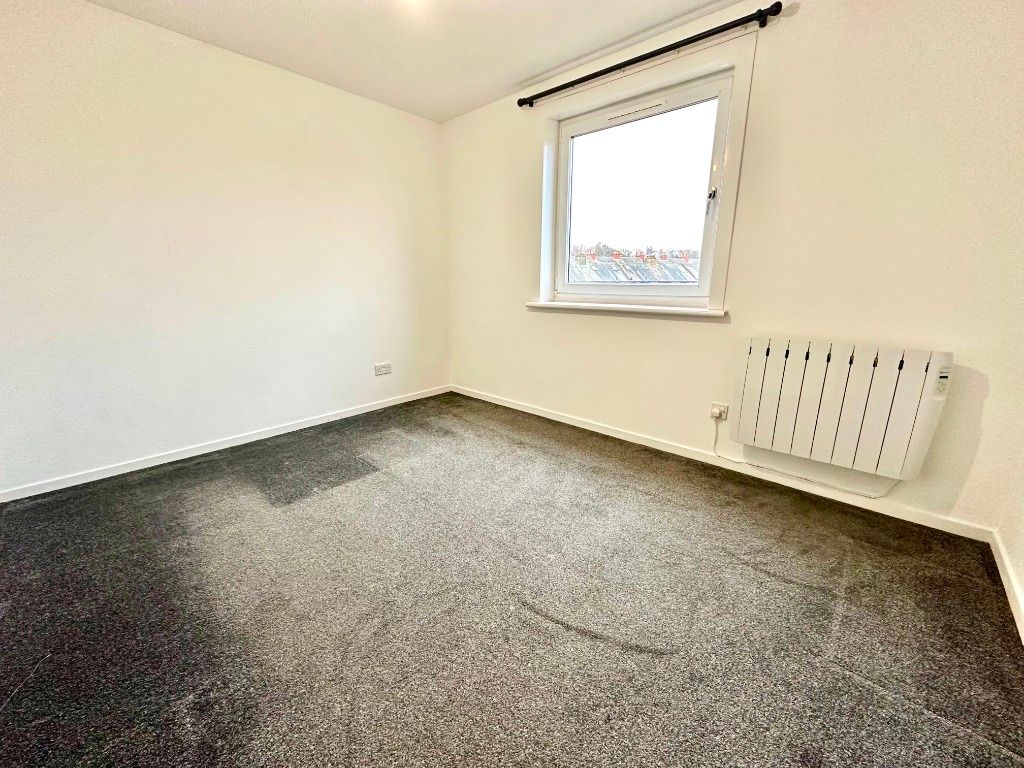 Property photo 3 of 14 Photo 3