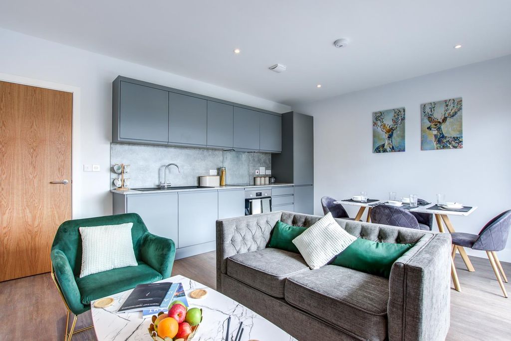 Property photo 3 of 6 Img_2121_2_3_4_5.Jpg