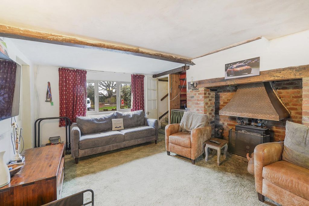 Property photo 2 of 13 Sitting Room